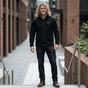 (WINGS) Veste matelassée à fermeture éclair intégrale — Logo « Ailes » brodé sur la poitrine