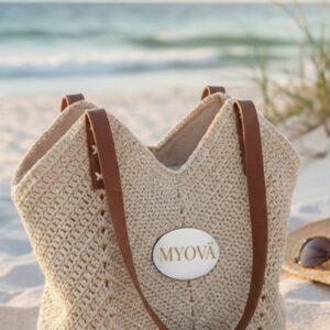 Sac bandoulière en paille — Élégant cabas de plage tissé « MYOVÄ »